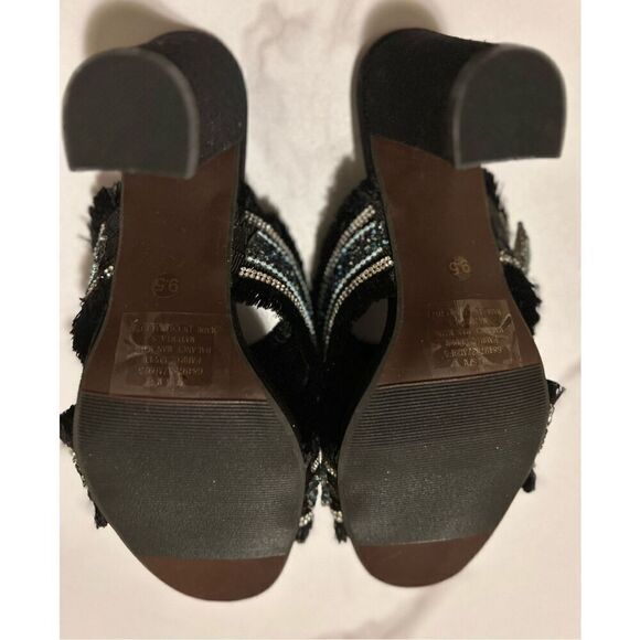 Beacon Sandals Size 9 1/2 - Picture 6 of 7